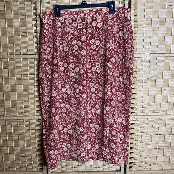 Dresses & Skirts - Burgundy Floral Print Midi Skirt Vintage Style Cottagecore Women's Skirt